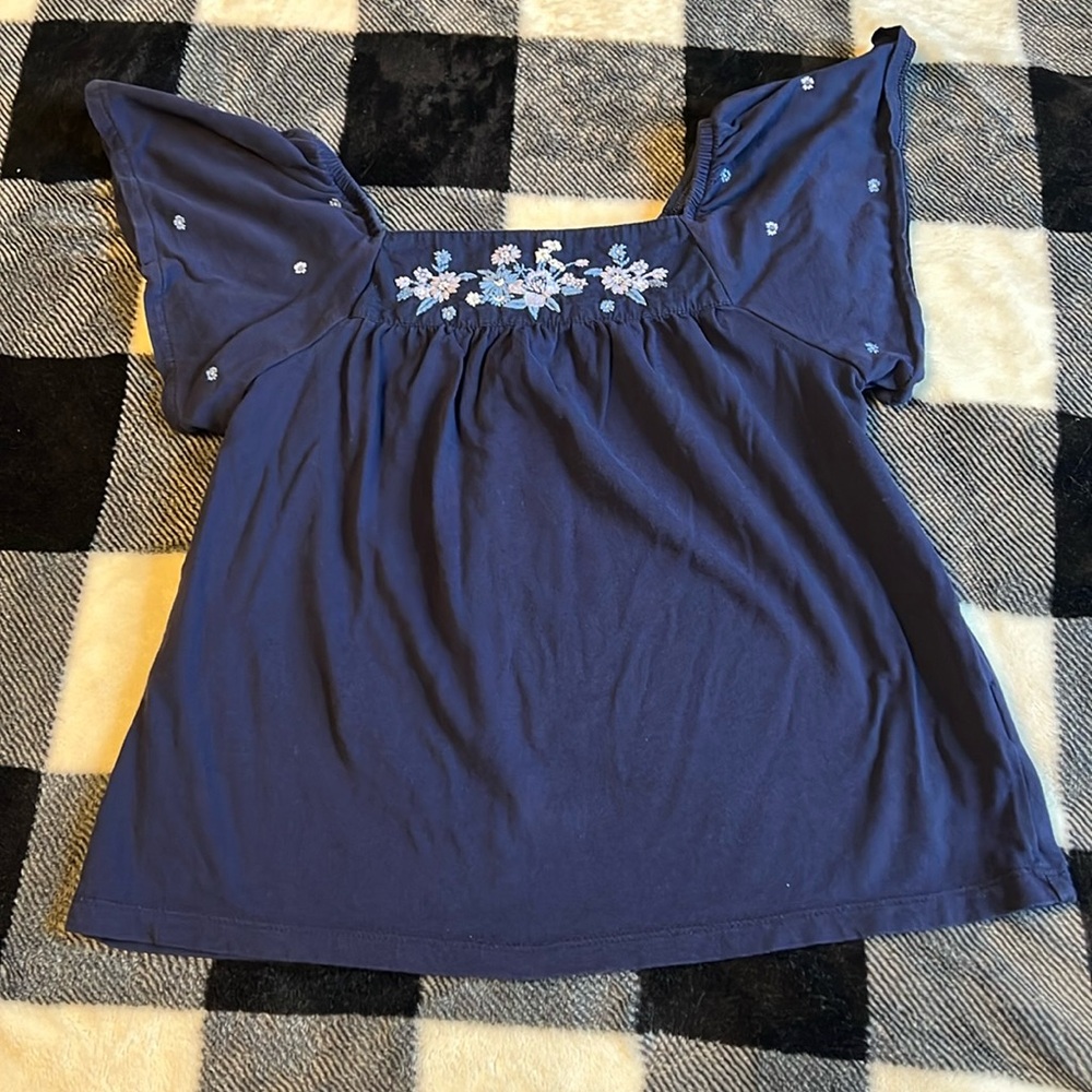 GAP Kids Short Bell Sleeved Embroidered Top. Navy Blue. Size M (8)